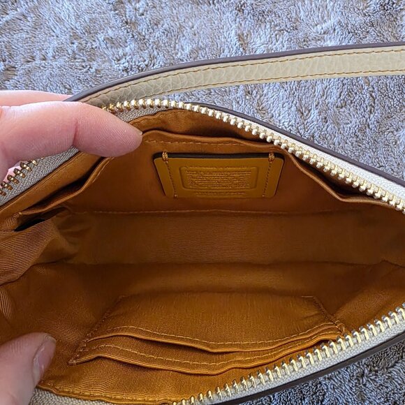 Coach X Peanuts Nolita 19 With Snoopy And Friends Motif Mini Bag Clutch Evening - Picture 5 of 15